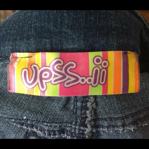 Small Girl/Woman Jean shorts - Picture 4 of 8